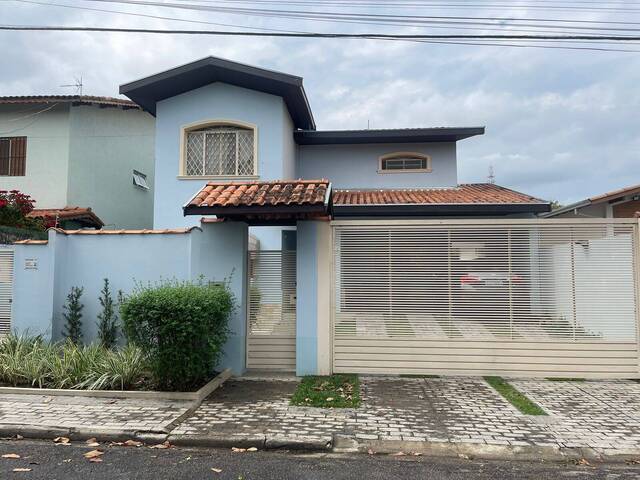 #765 - Casa para Venda em São José dos Campos - SP