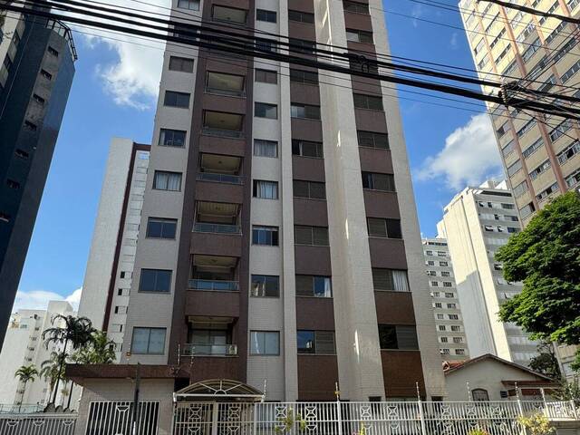 #811 - Apartamento para Venda em São José dos Campos - SP
