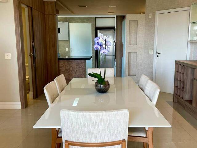#813 - Apartamento para Venda em São José dos Campos - SP