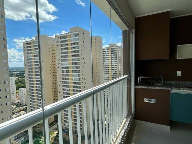 #817 - Apartamento para Venda em São José dos Campos - SP