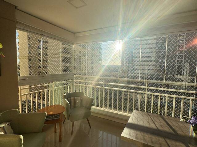 #818 - Apartamento para Venda em São José dos Campos - SP