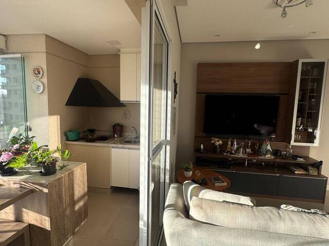 #818 - Apartamento para Venda em São José dos Campos - SP