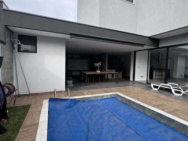 #822 - Casa para Venda em São José dos Campos - SP - 2