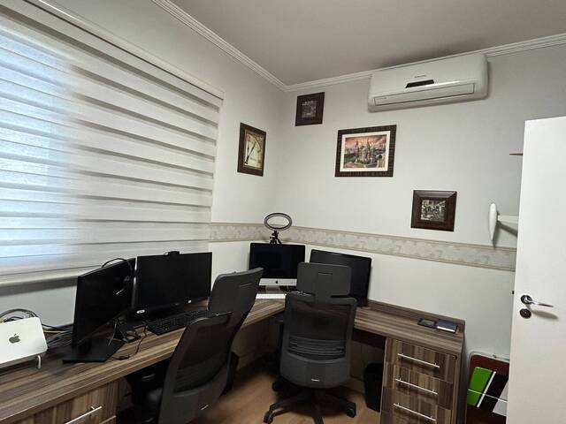 #852 - Apartamento para Venda em São José dos Campos - SP