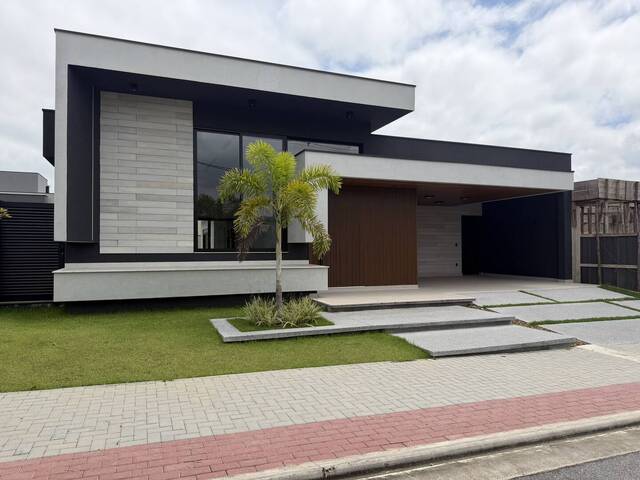 #860 - Casa para Venda em São José dos Campos - SP