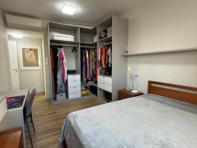 Apartamento para Venda em São José dos Campos - 4