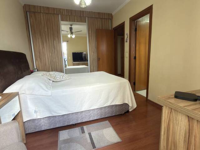Apartamento para Venda em São José dos Campos - 3