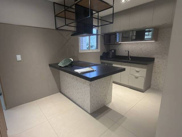 Apartamento para Venda em São José dos Campos - 2
