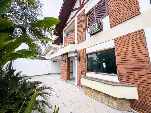 Casa para Venda em São José dos Campos - 2