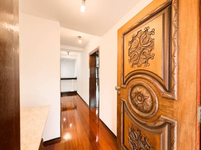 Casa para Venda em São José dos Campos - 3